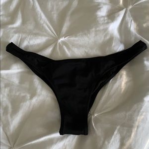 NEW VICTORIA SECRET CHEEKY BIKINI BOTTOMS